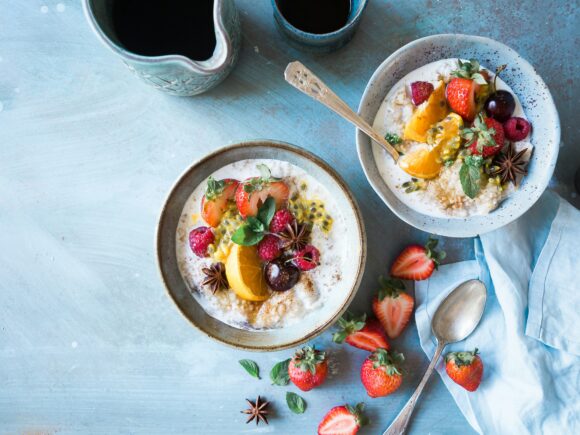 Oatmeal with Spiced Apple Preserve